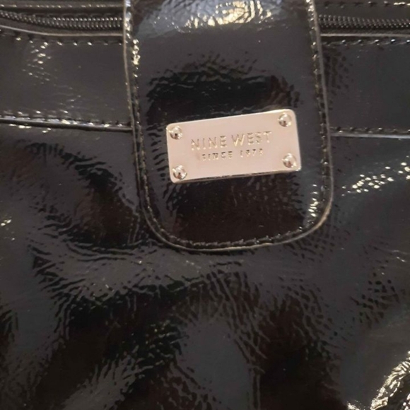 NINE WEST Crossbody - Picture 2 of 5